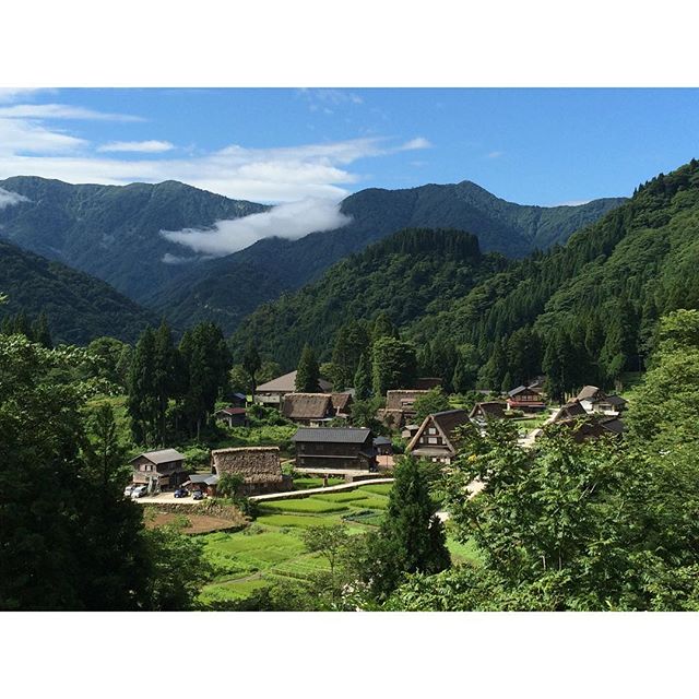 相倉合掌造集落_Patryk Czekaj