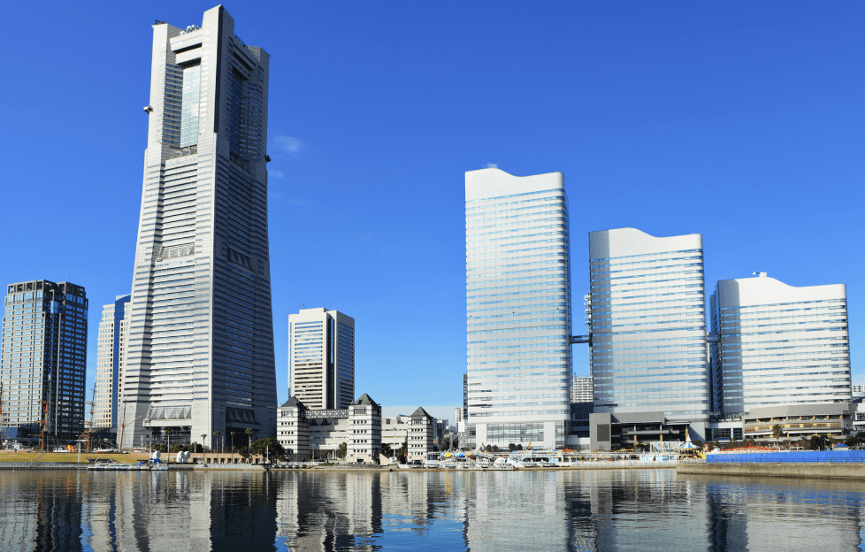 queens tower landmark tower yokohama minatomirai